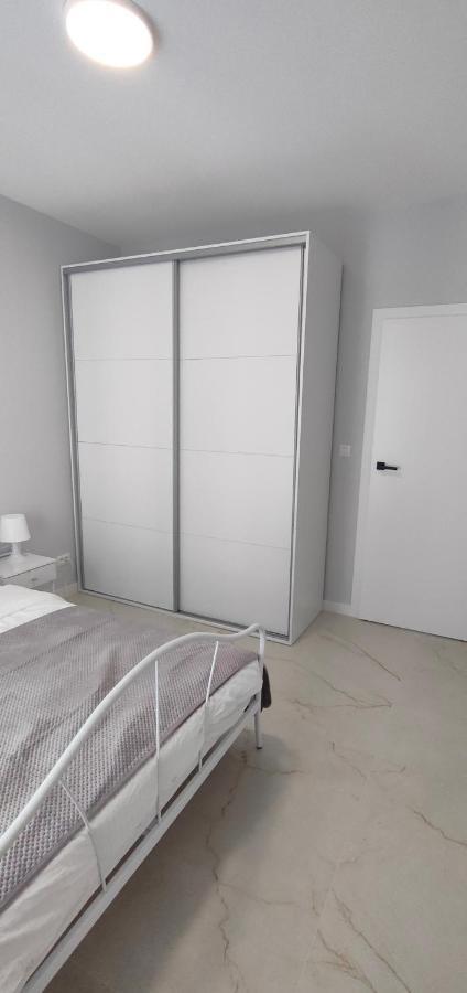 Praga Apartament Lägenhet Warszawa Exteriör bild